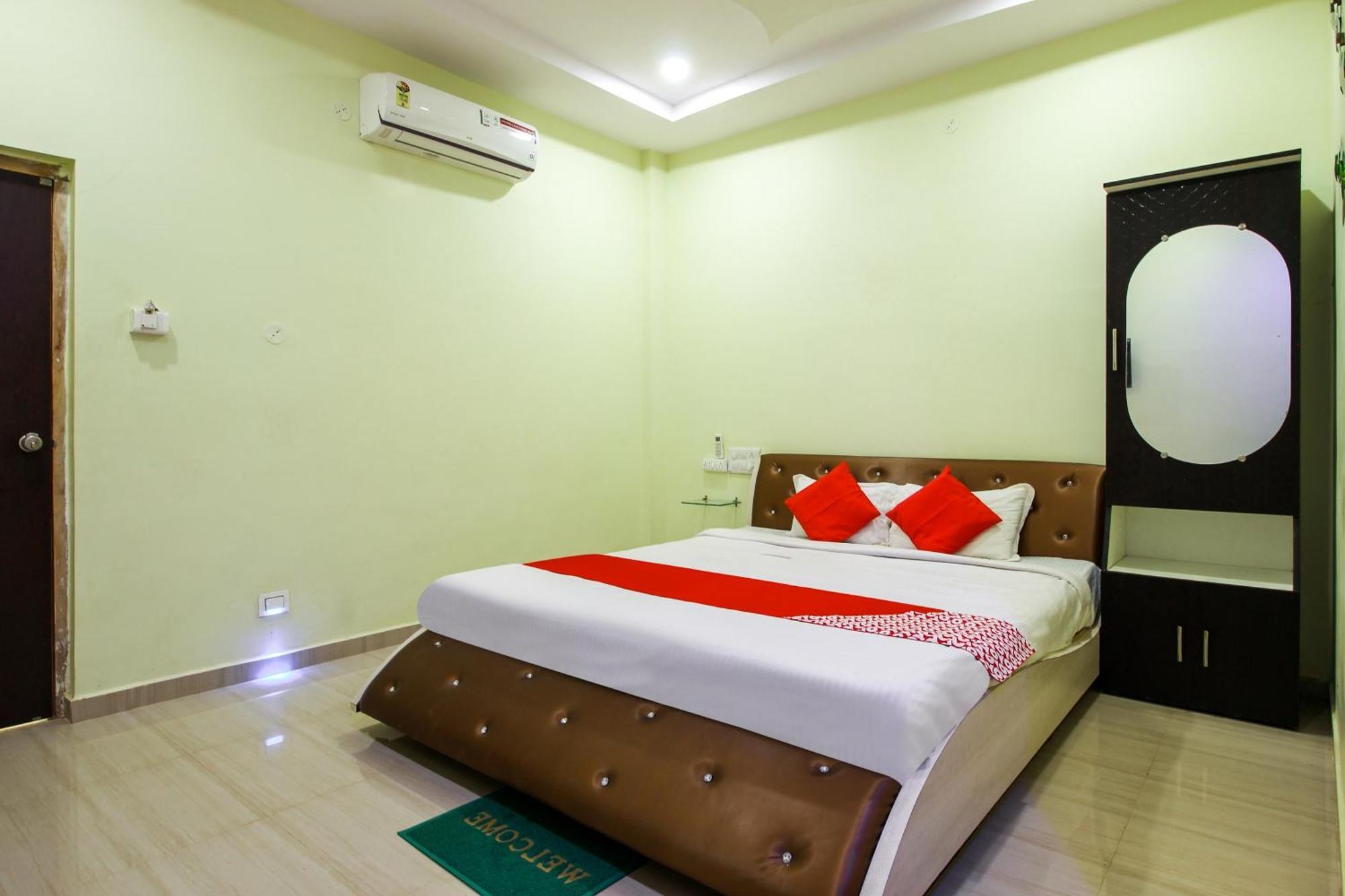 Oyo 70694 Hotel Green Park Resort Silari Екстер'єр фото