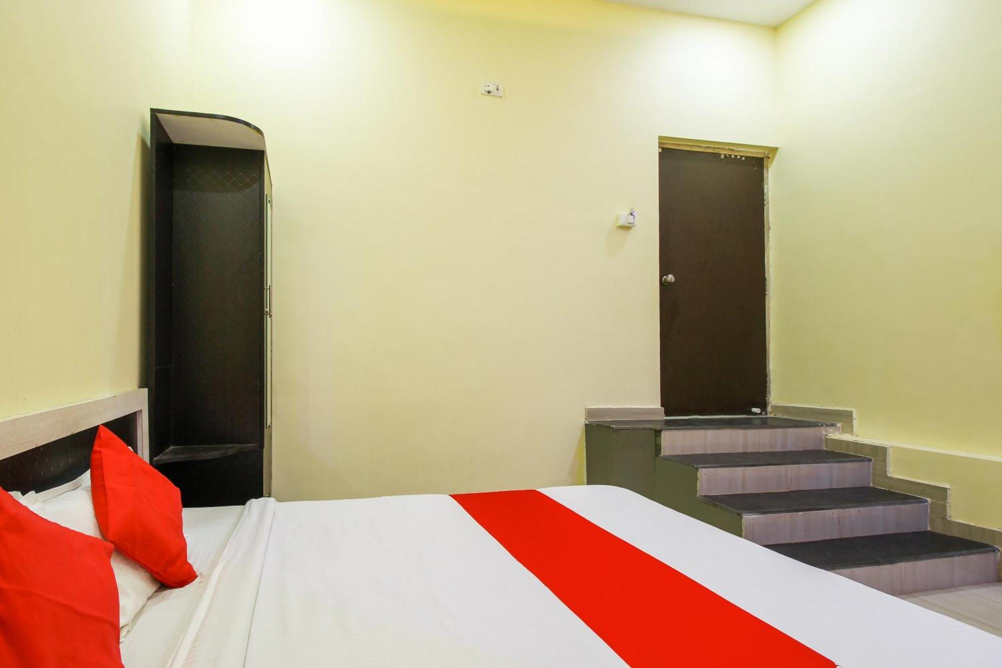 Oyo 70694 Hotel Green Park Resort Silari Екстер'єр фото