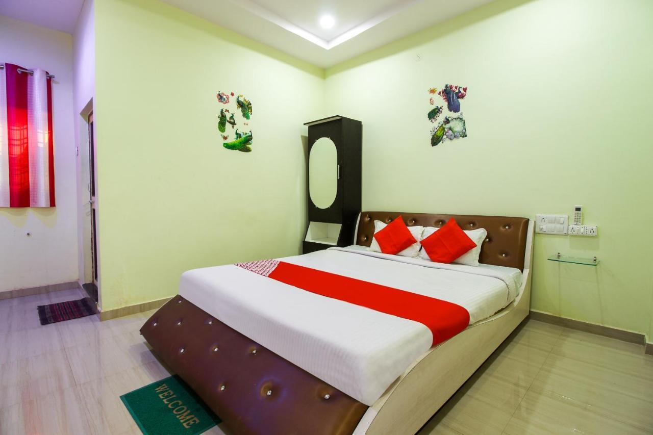Oyo 70694 Hotel Green Park Resort Silari Екстер'єр фото